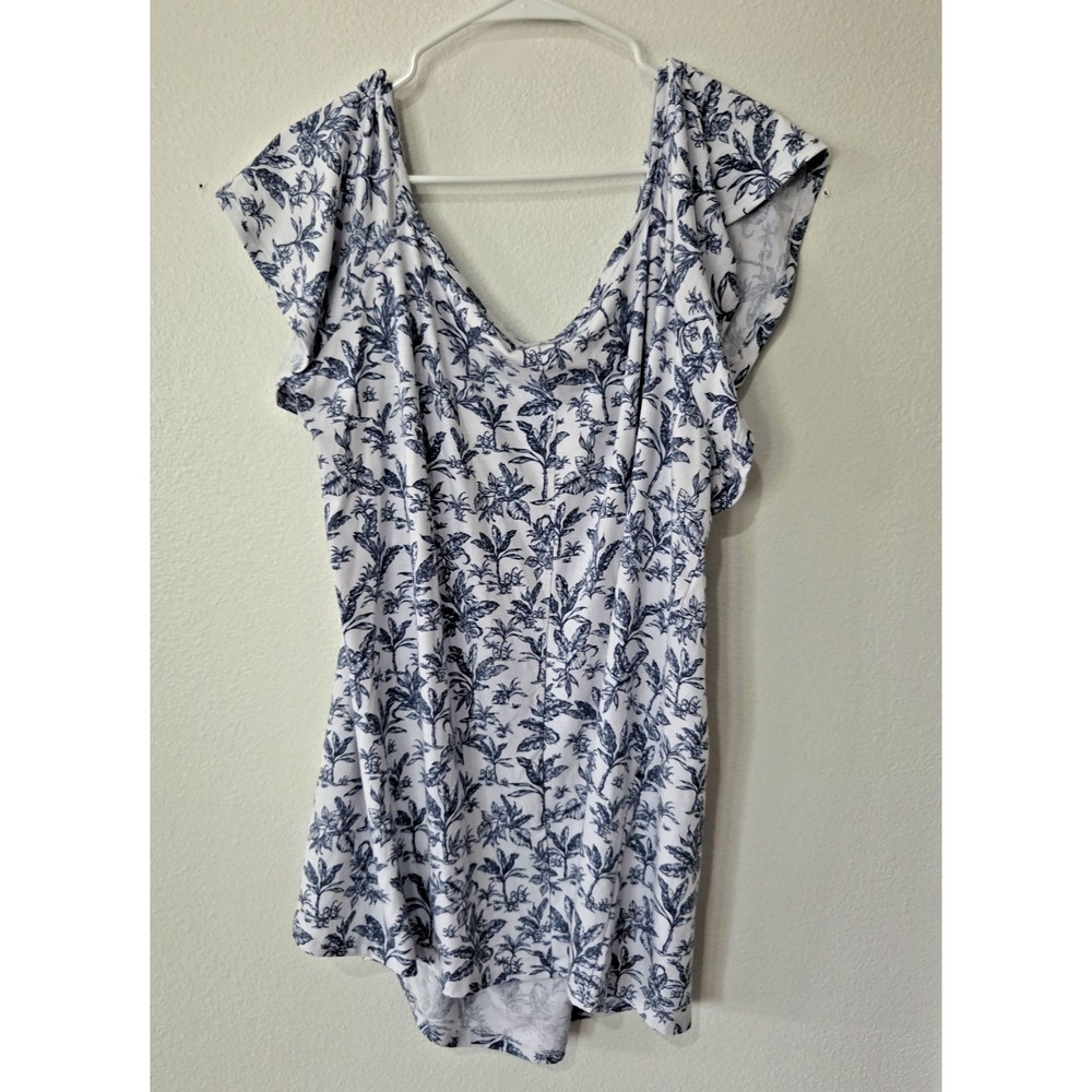 Lane Bryant Womens Blue and White Floral Swing Tee Short Tulip Sleeve Size 22/24